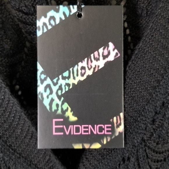 Evidence Women's Sleeveless Open Knit Button Up Cardigan - Picture 6 of 8